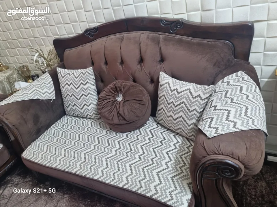 كنب 7 مقاعد..   مستعمل.. بحالة جيدة.. للجادين