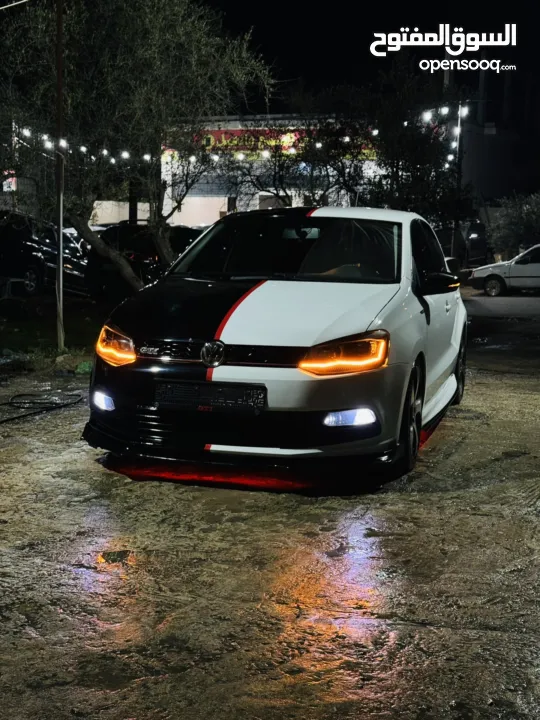 فلوكس فاجن بولو 2017