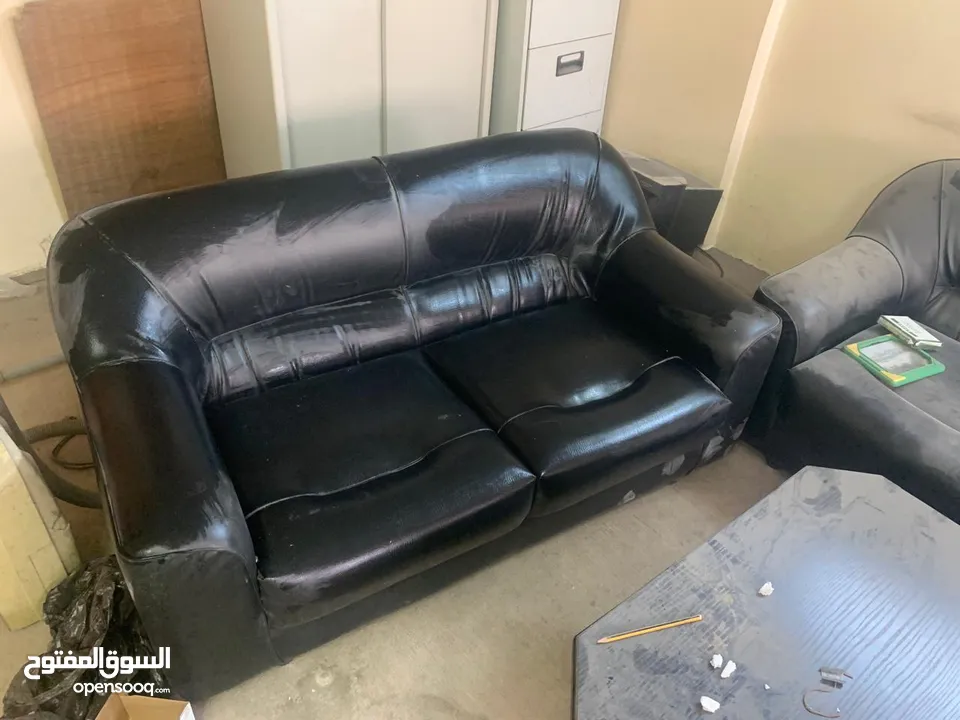 أثاث مكتبي