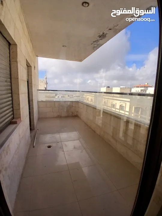 شقة فارغة للايجار في مرج الحمام 200 متر