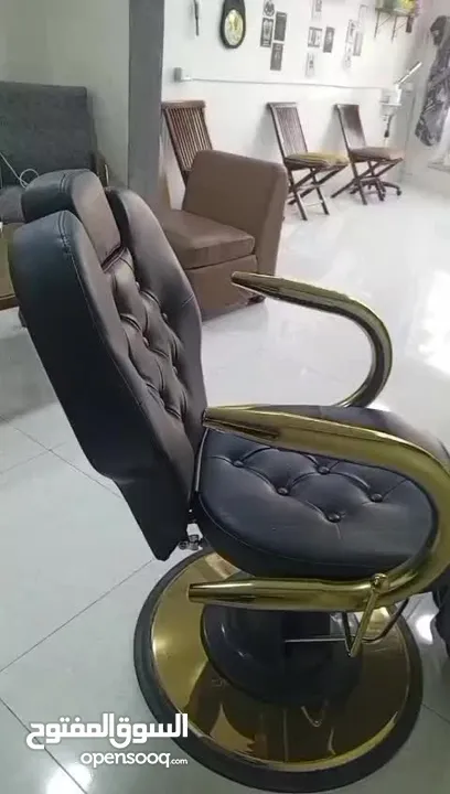 مراية صلون جديده للحلاقه مع كرسي حديد