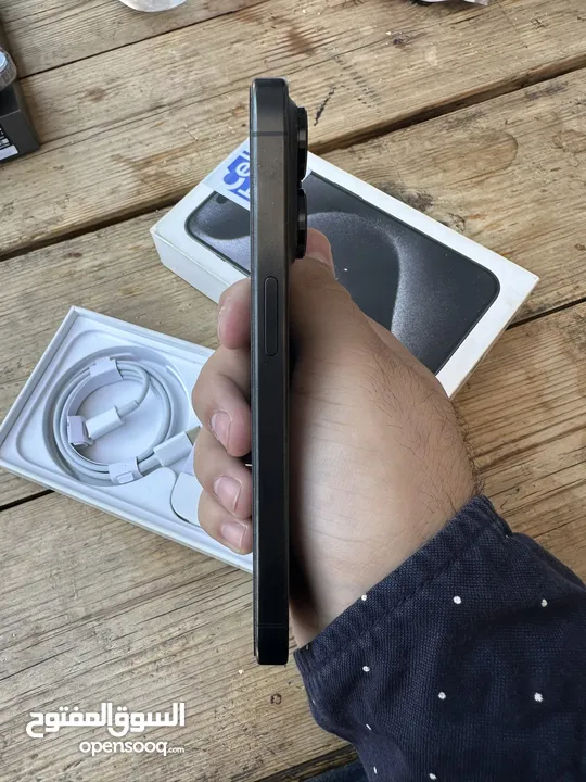 iPhone 15 pro used like new 94%battery health 128 gb