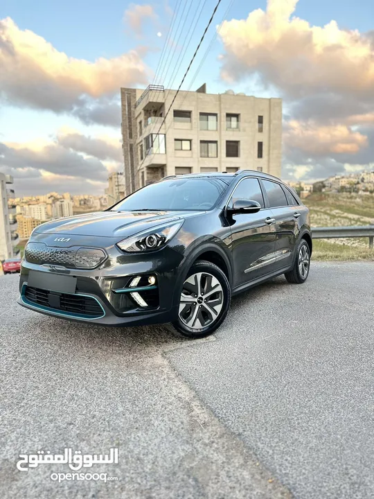 كيا نيرو Kia Niro EV كهربائية بالكامل 2022 فل اعلى صنف مع فتحة فحص عداد قليل 27 الف كاش او اقساط