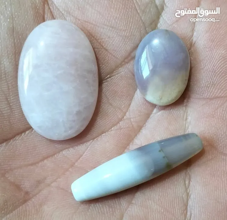 فيروز وعقيق طبيعي للمهتمين