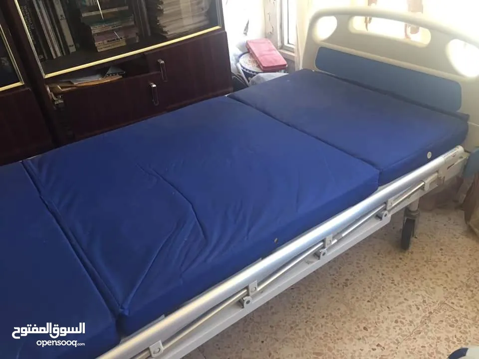 سرير طبي كهربائي مستعمل للبيع