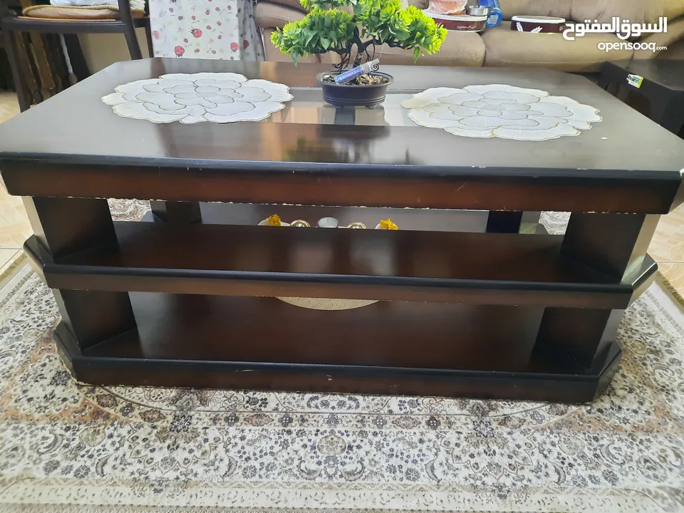 لون بني خشب