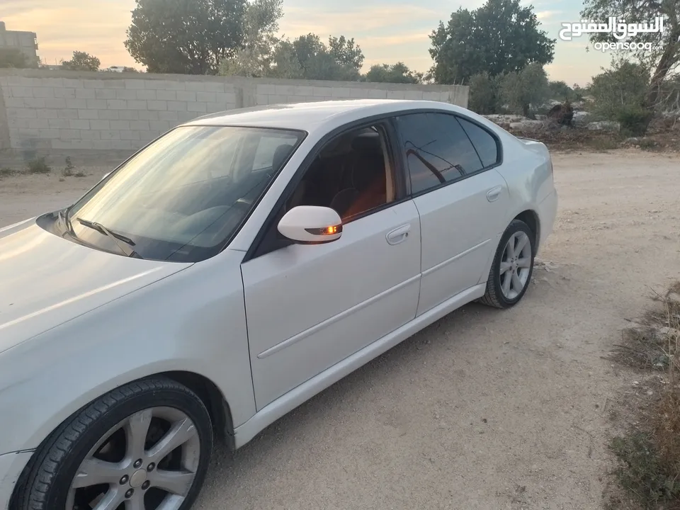 سوبارو B4 ليجاسي