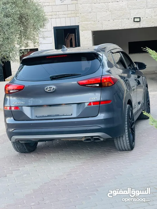 توسان 2020ترخيص19يد اولىً فحص نخب لون فراني مميز وسعر مميز ونهائي