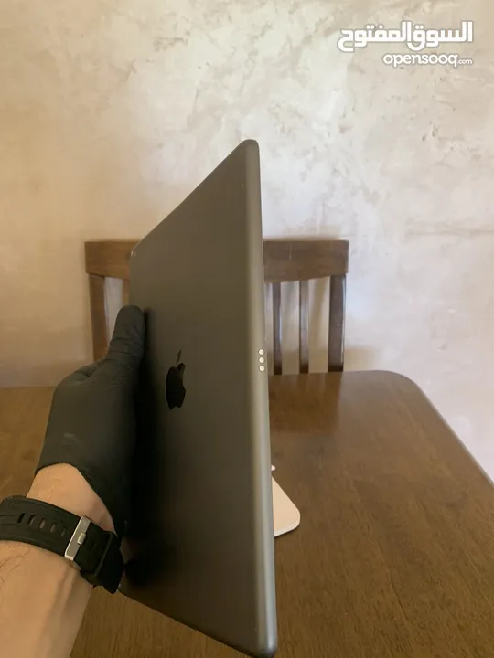 للبيع: iPad الجيل الثامن (iPad 8) – 32GB