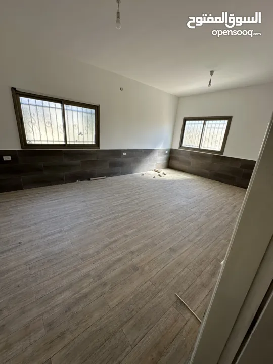 شقة للبيع او للبدل علي سيارة