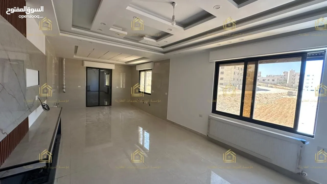 شقة فاخرة - لم تسكن - طريق المطار - 4نوم 2ماستر - 230م - قرب الخدمات العامة