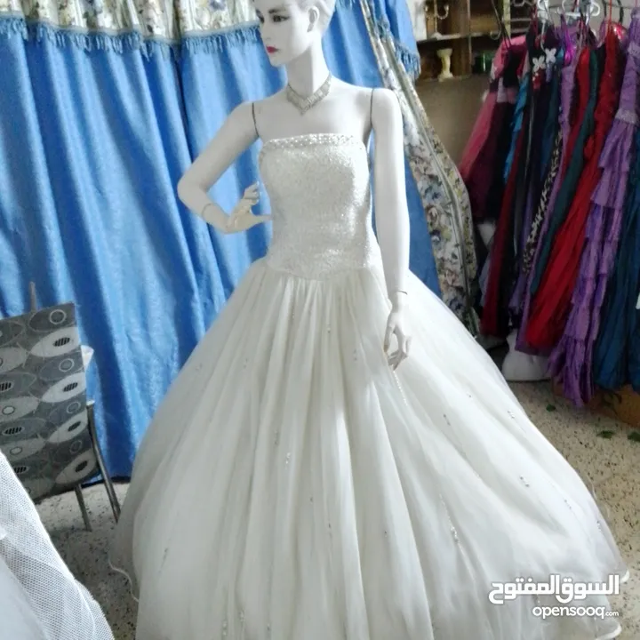 ازياء بدل خطبه وسواري وعرايس