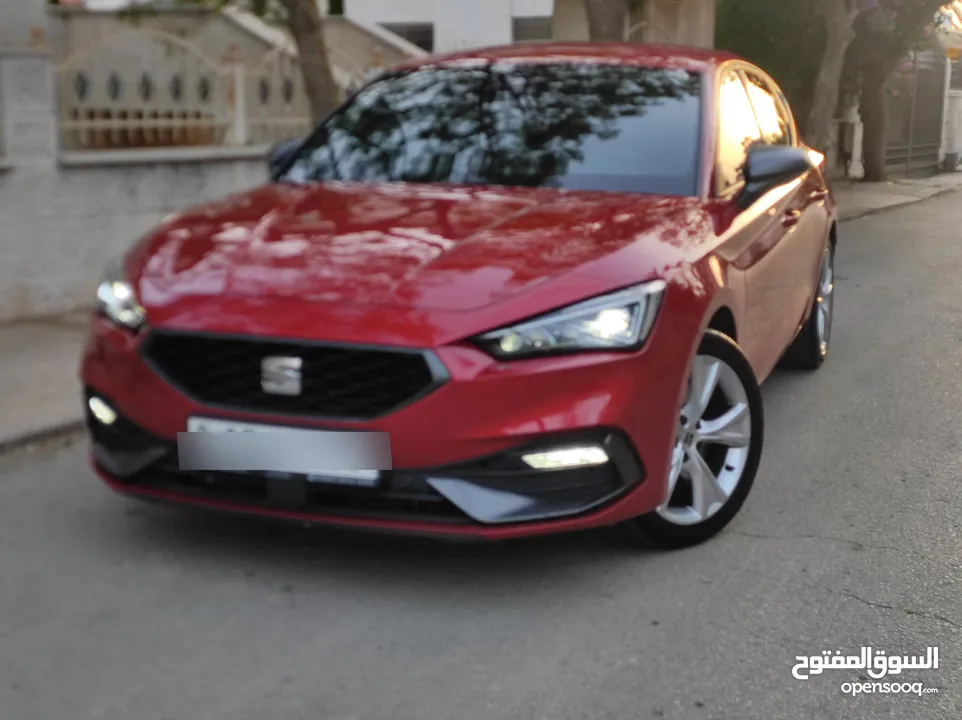 سيات ليون اف ار فل اضافات ماعدا الفتحة  محرك1500بنزين اتوماتيك