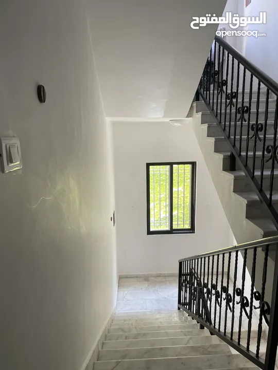 شقه للبيع ضمن ڤيلا السلط اسكان المهندسين