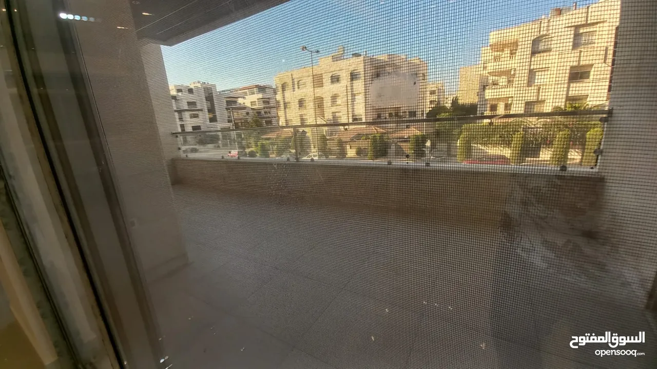 شقة شبه مفروشة للايجار في دير غبار ( Property 39064 ) سنوي فقط