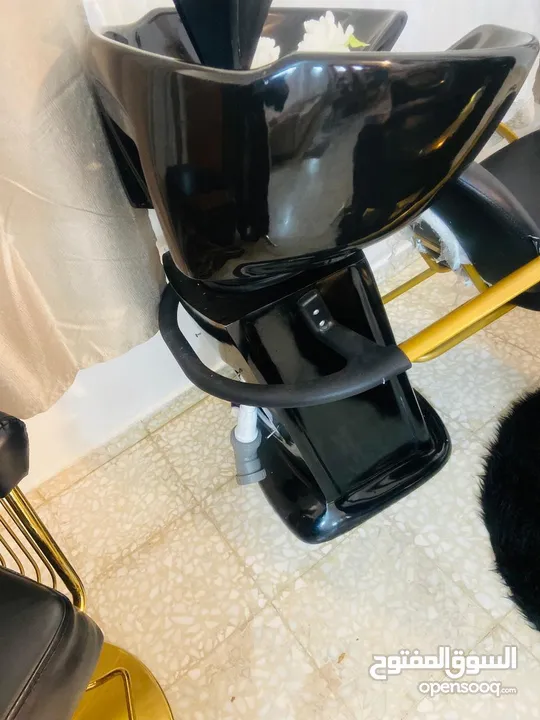 اغراض صالون للبيع شبه جديد
