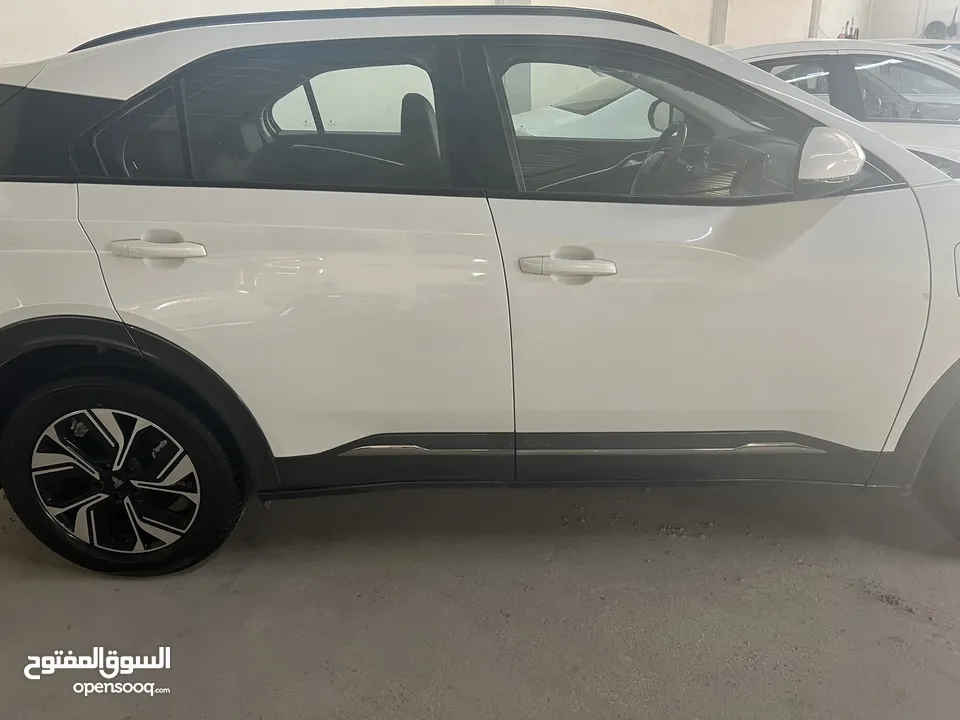 نيتا يو 2022 زيرو اعلى صنف فل كامل بانوراما  كراسي كهرباء شاشه كبيره بطاريه كبيره