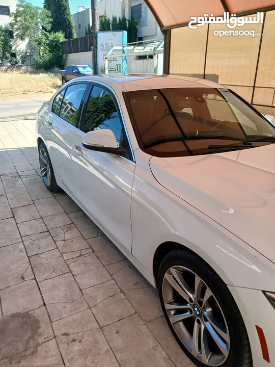 للبيع BMW 330e 2018 غير مجمركه تصلح للاعفاءات