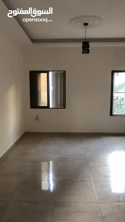 شقة للايجار - شارع جبل الشيخ الرابية