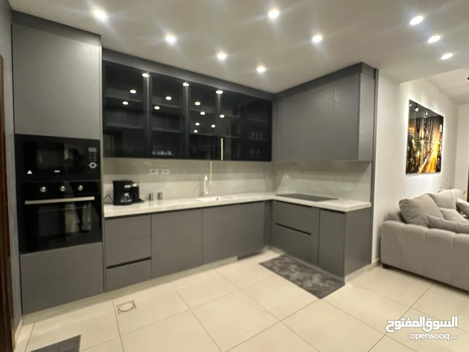 شقه مفروشه للايجار في الدوار الرابع ( Property 41950 )-175064012