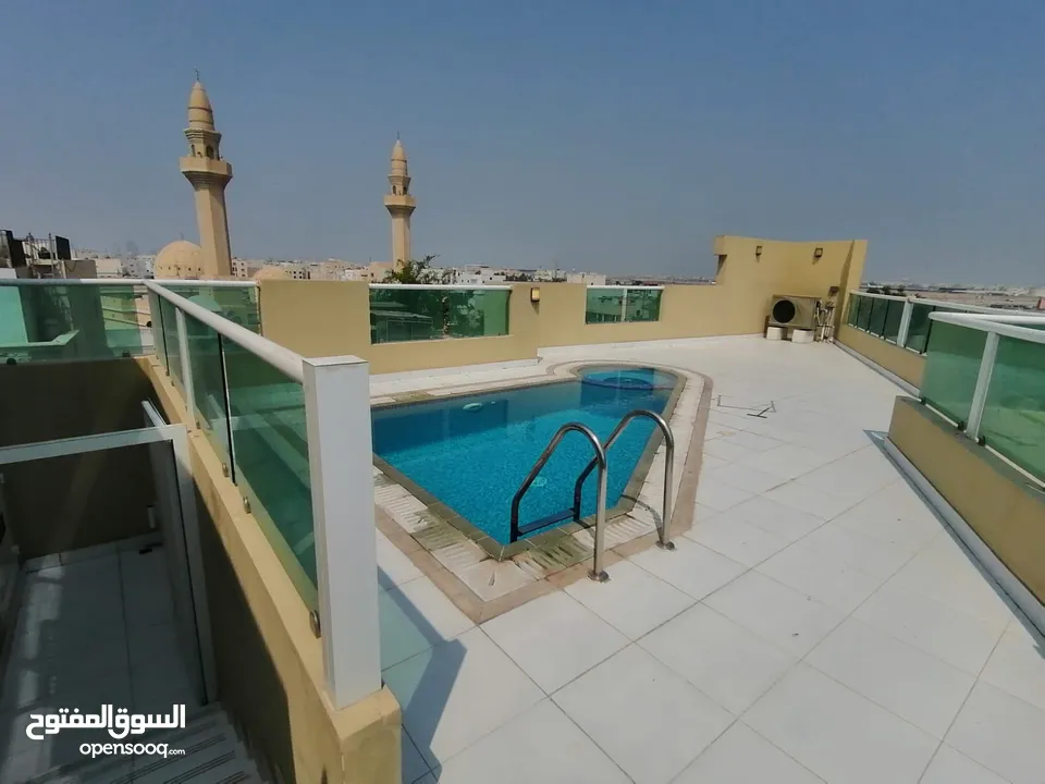 للايجار في الحد فيلا كبيره مع مصعد ومسبح For rent in hidd huge villa with lift and pool