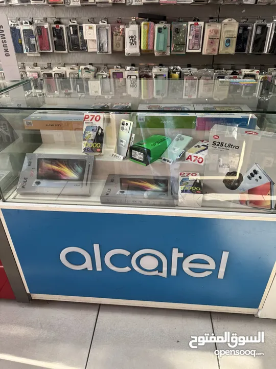ديكور محل موبايل بالكامل للبيع