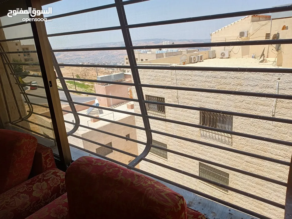 شقة في ابو نصير خلف صحارى مول للبيع