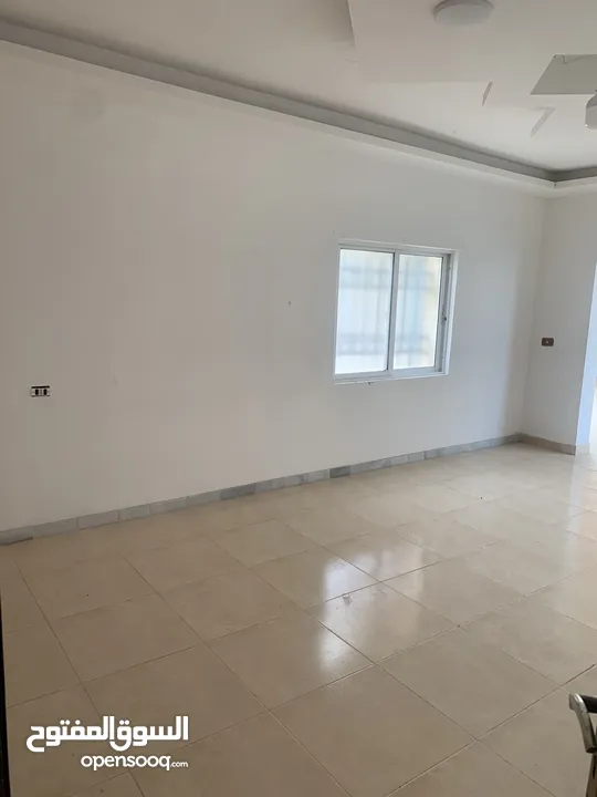 منزل / بيت مستقل طابقين دوبلكس مع حديقة وترس