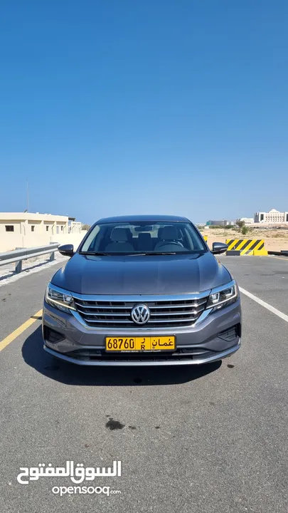 Volkswagen Passat with factory warranty until March 2025