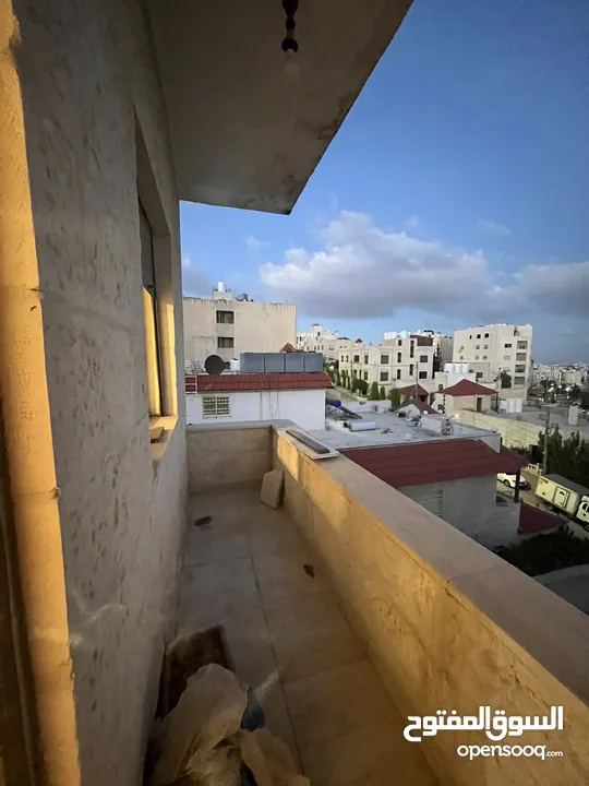 عماره تتكون من 8 شقق فاخره للبيع