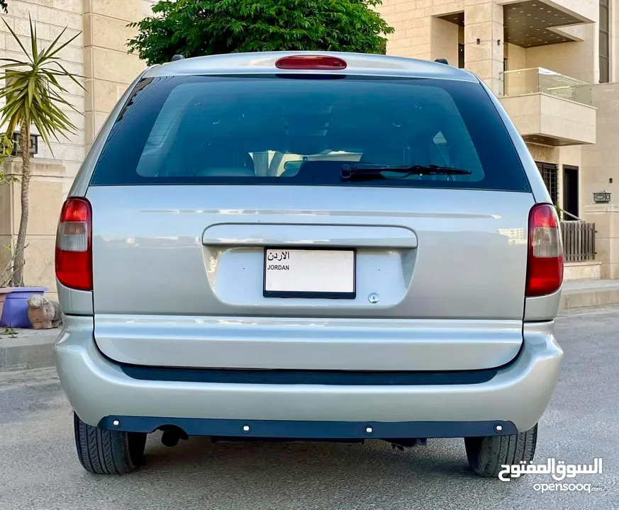 كرايسلر جراند فوياجر بحالة الوكالة وارد الشركة chrysler grand voyager (2007) قابل للبدل