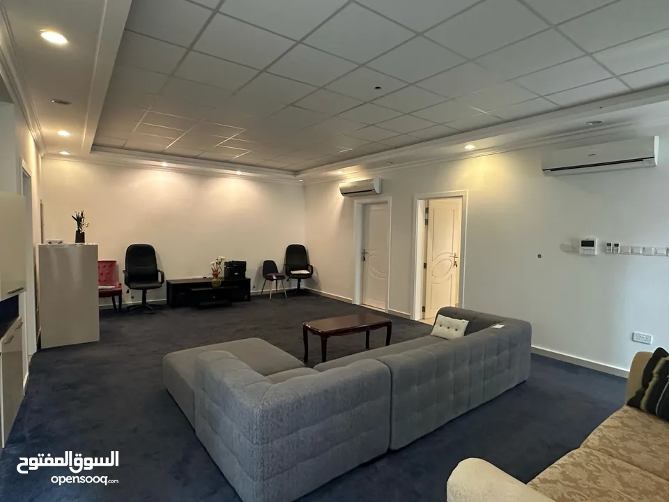 6-BEDROOM DETACHED VILLA AT ALMAWALEH NORTH فيلا مستقلة للبيع في الموالح الشمالية