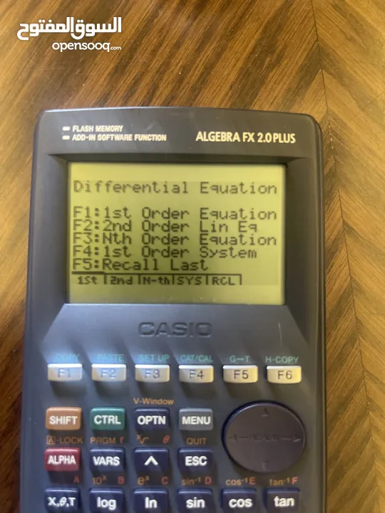 Casio algebra FX 2 plus الة حاسبة