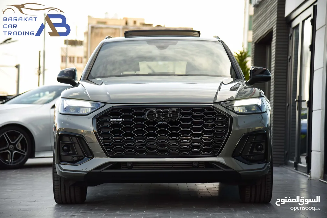 اوديQ5 اس لاين مايلد هايبرد بلاك ايديشن وارد وكفالة الوكالة2023 Audi Q5 Quattro S Line Black Edition