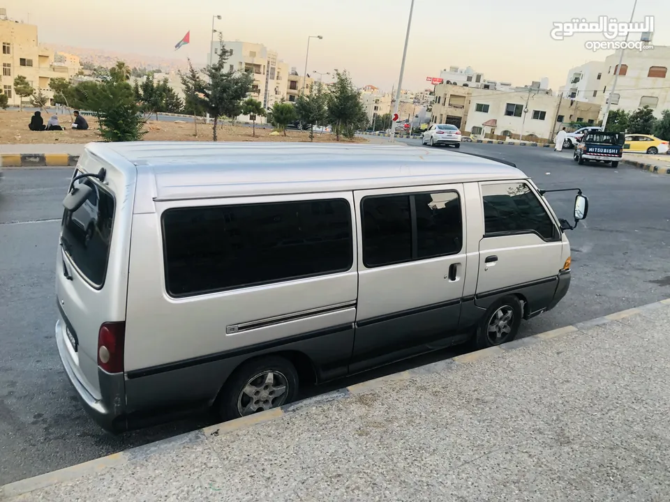 باص h100 للبيع