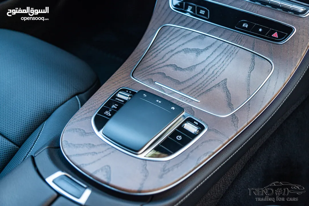 Mercedes E300e 2021 Plug in hybrid 4matic    السيارة مميزة جدا و لا تحتاج الى صيانة