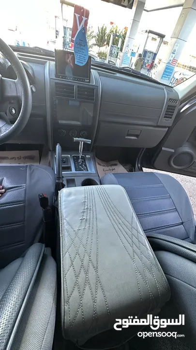دودج نيترو اسود 2008 دفع رباعي للبيع dodge nitro 2008