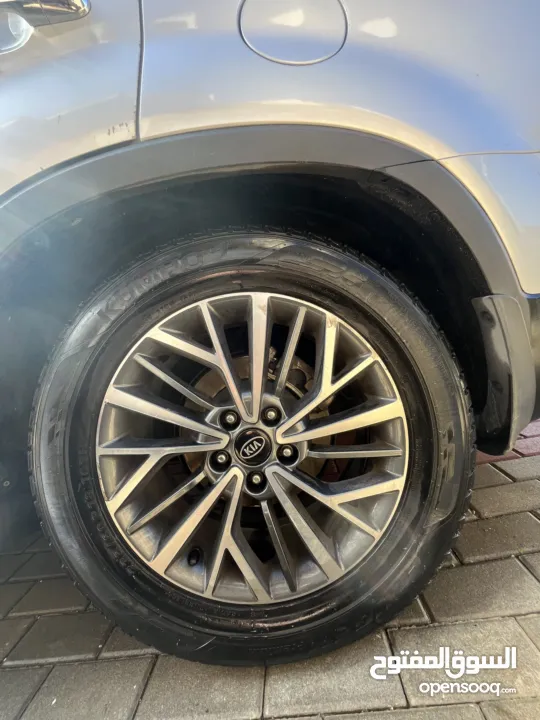 كيا سورنتو 2014