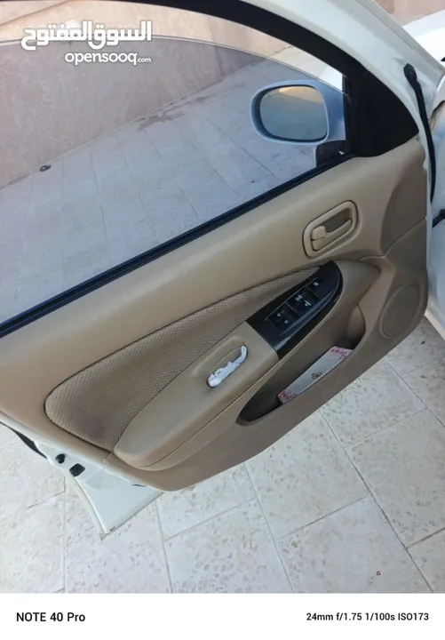 نيسان صني 2010