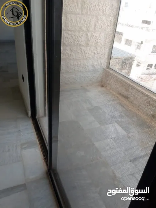 شقة فاخرة للبيع في الصويفية طابق ثالث 210م تشطيب سوبر ديلوكس