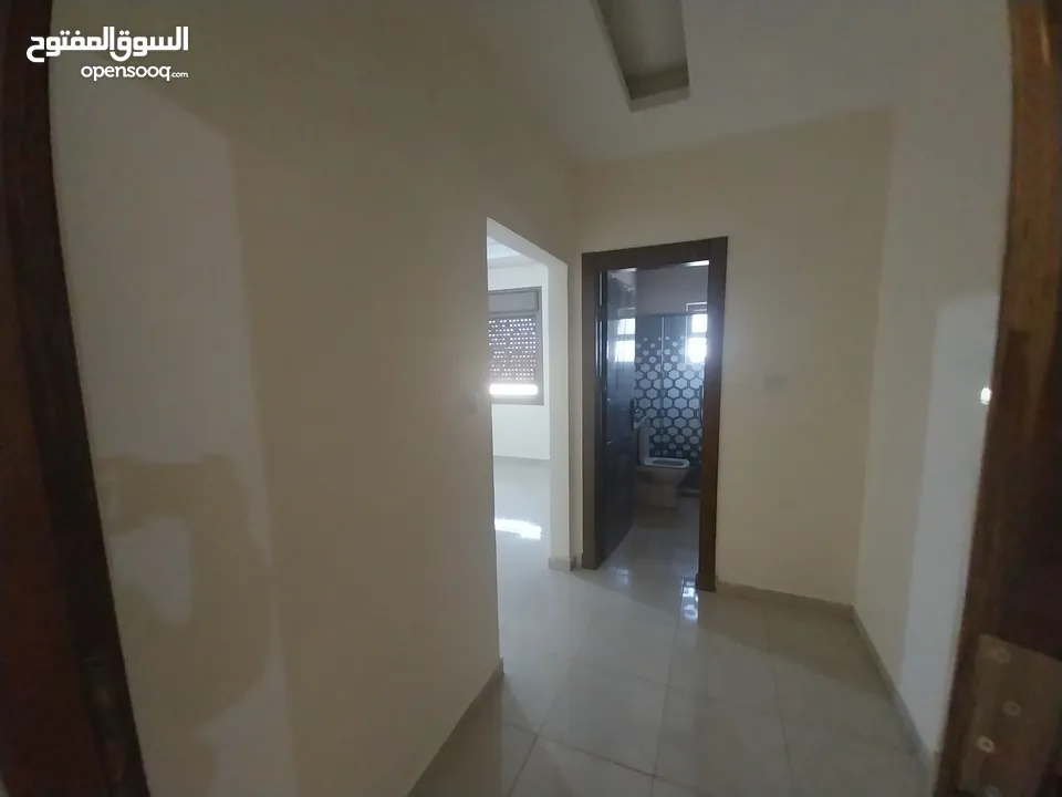 شقه ديلوكس للبيع بسعر مغري