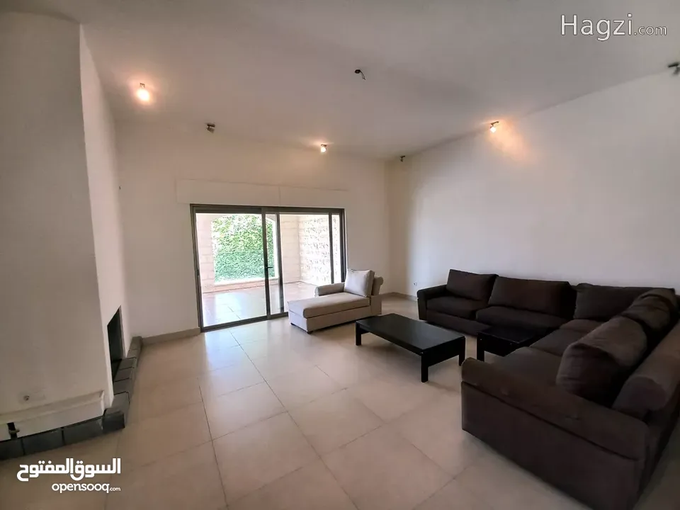 شقة غير مفروشة للإيجار 435م2 ( Property 16671 ) سنوي فقط