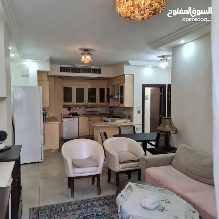 شقة مفروشة للايجار في عمان منطقة. الدوار السابع منطقة هادئة ومميزة جدا