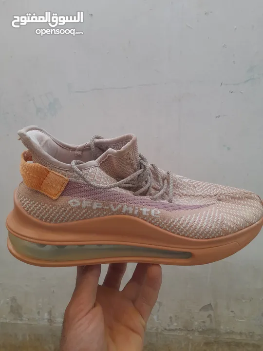 بوض نضيف نوعية ممتازه مريح جدآ نمره r3