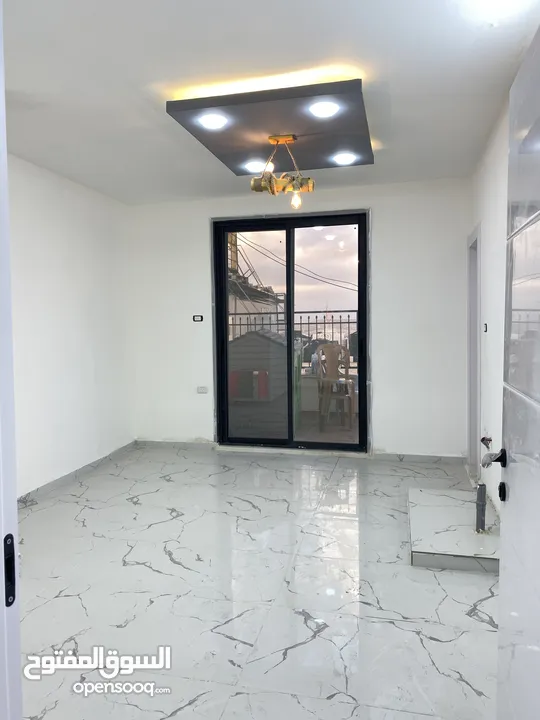 للبيع روف مقابل الاكايديميه مباشره