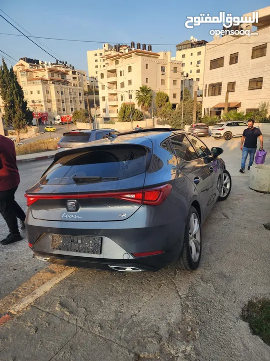 ليون. Fr. مع. فتخه. بسعررررررر. طحن. طحن.