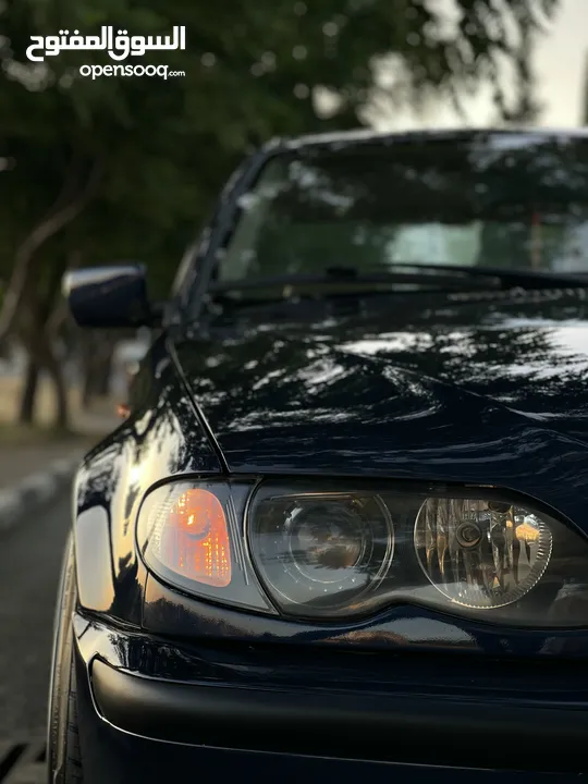 BMW 320i 6 cylinder
