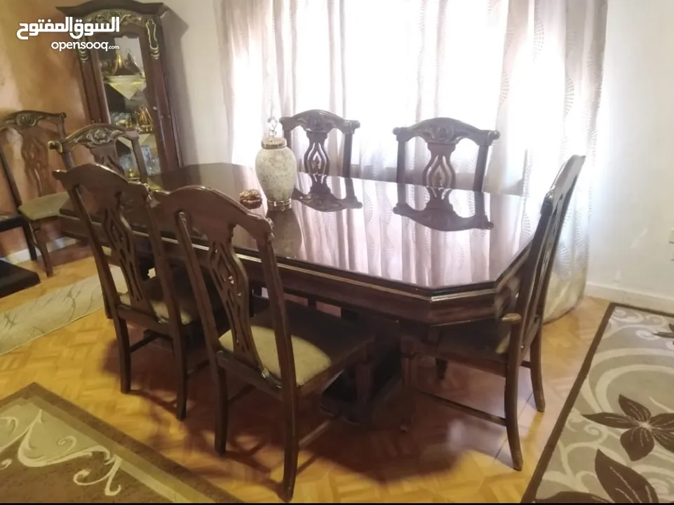 طاولة سفره 300 دينار