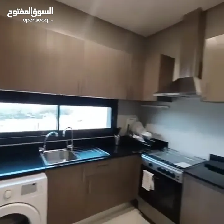 شقه مؤثثه كامل للأيجار الشهري