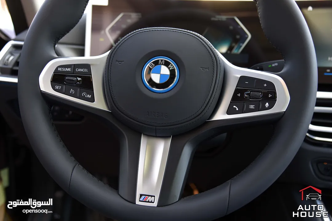 بي ام دبليو الفئة الثالثة I3 eDrive35L كهربائية بالكامل 2023 BMW i3 eDrive35L EV M Power Package